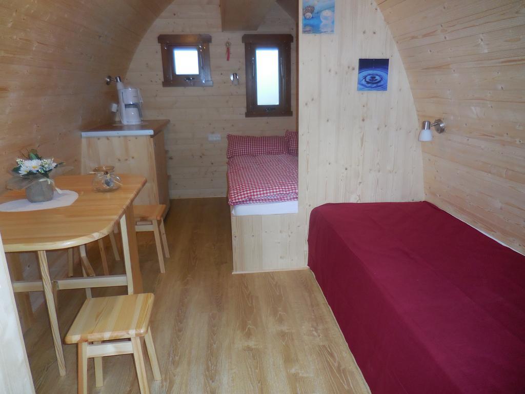 Azur Waldcamping Auwaldsee Инголщат Екстериор снимка